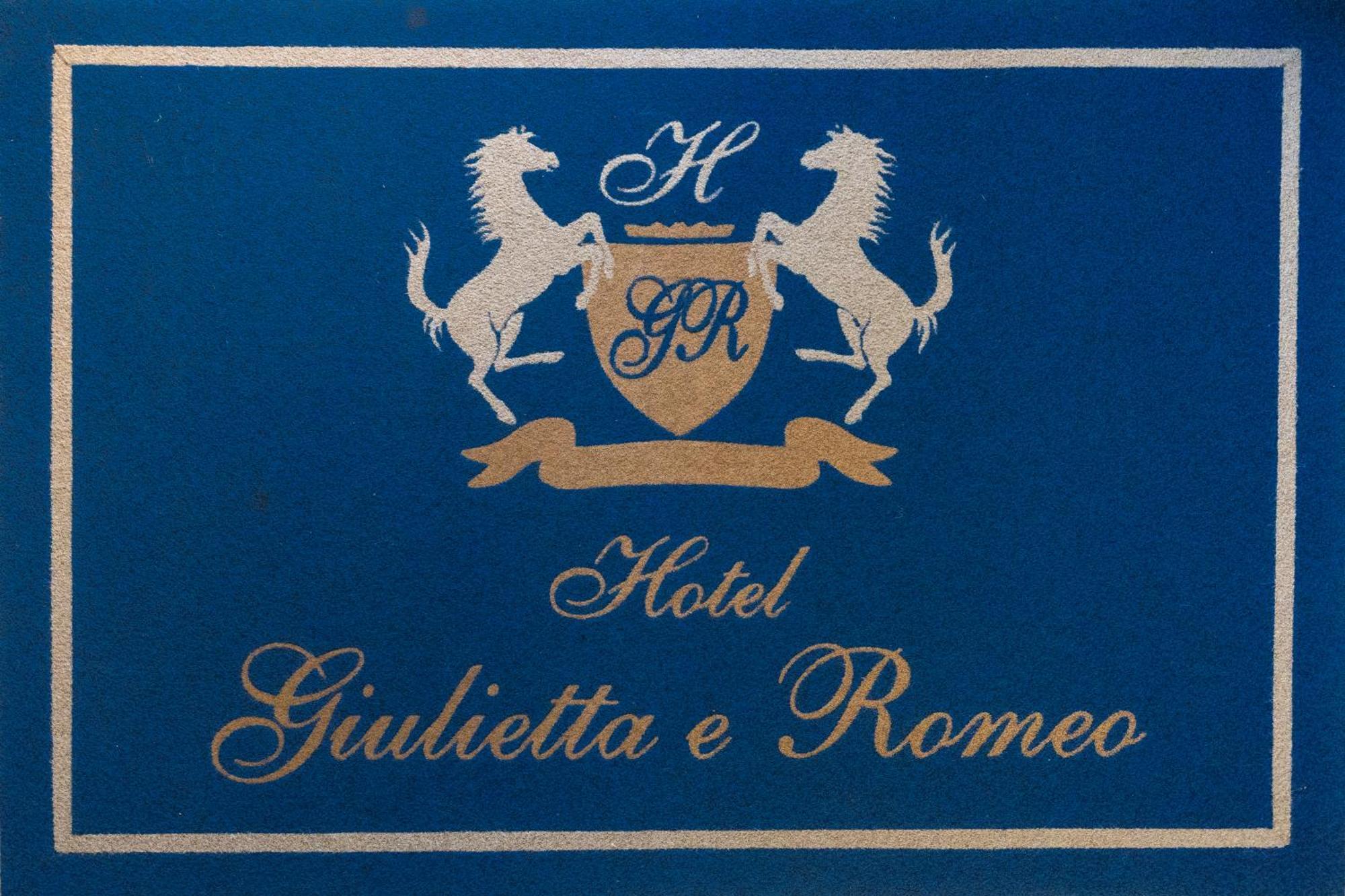 Hotel Giulietta e Romeo Casal Palocco Exterior foto